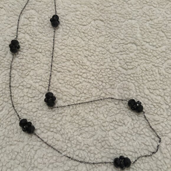 Single Strand Black Glass Cluster Necklace - Picture 1 of 2